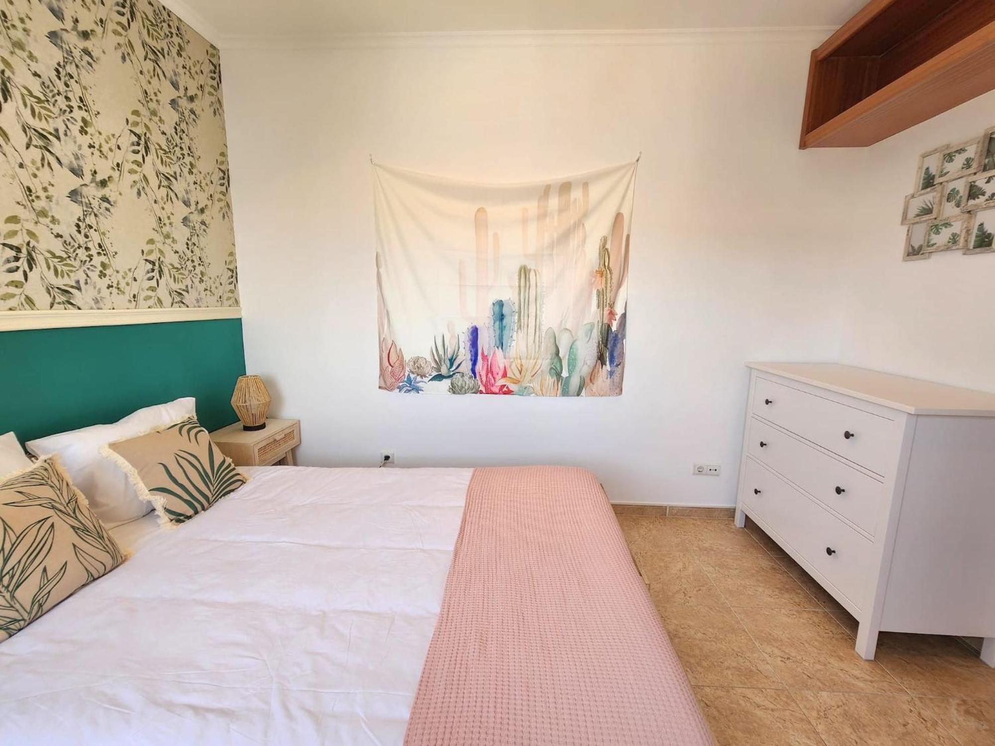 Cozy Apartment In Central Almada W Swing Chairs Eksteriør bilde