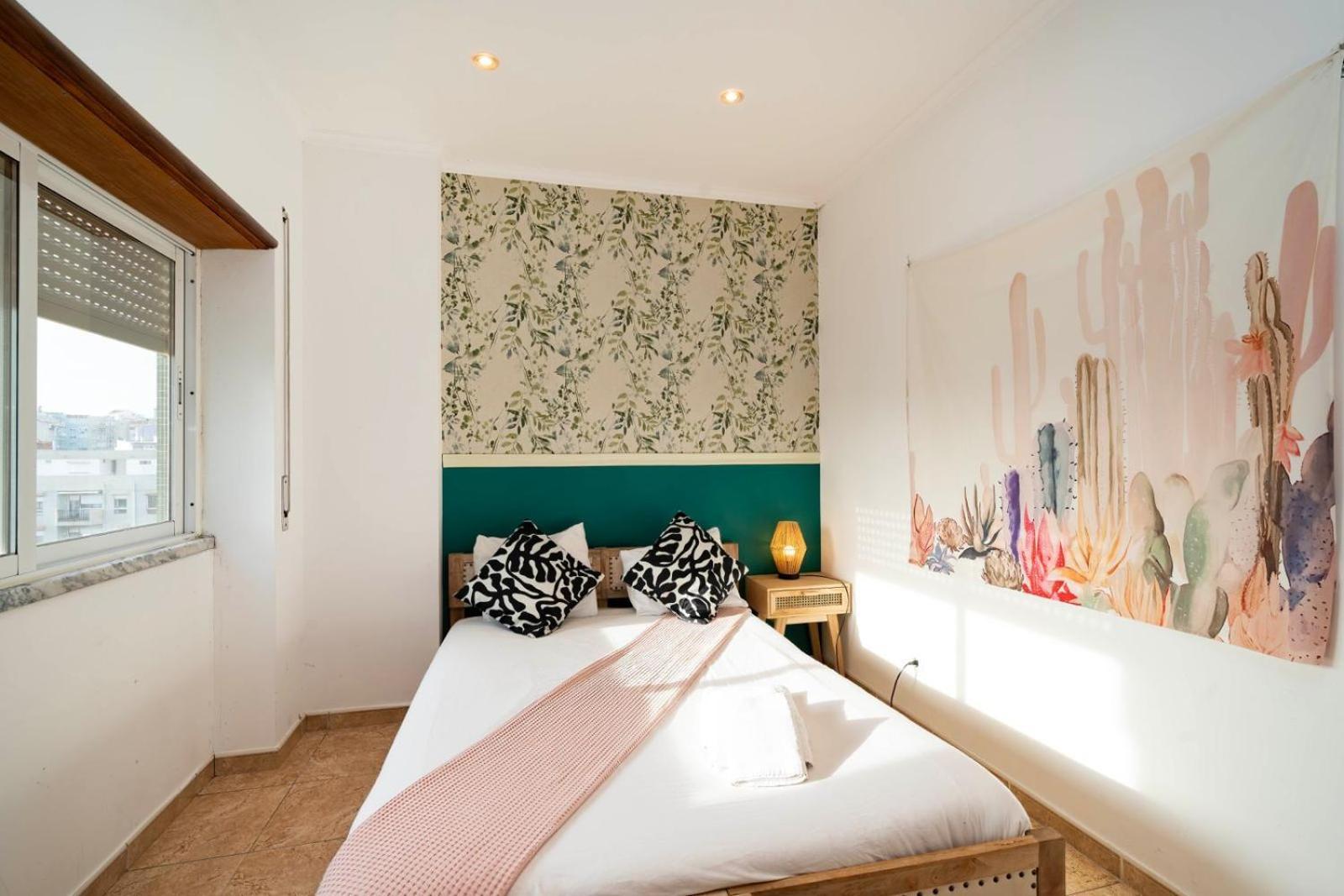 Cozy Apartment In Central Almada W Swing Chairs Eksteriør bilde
