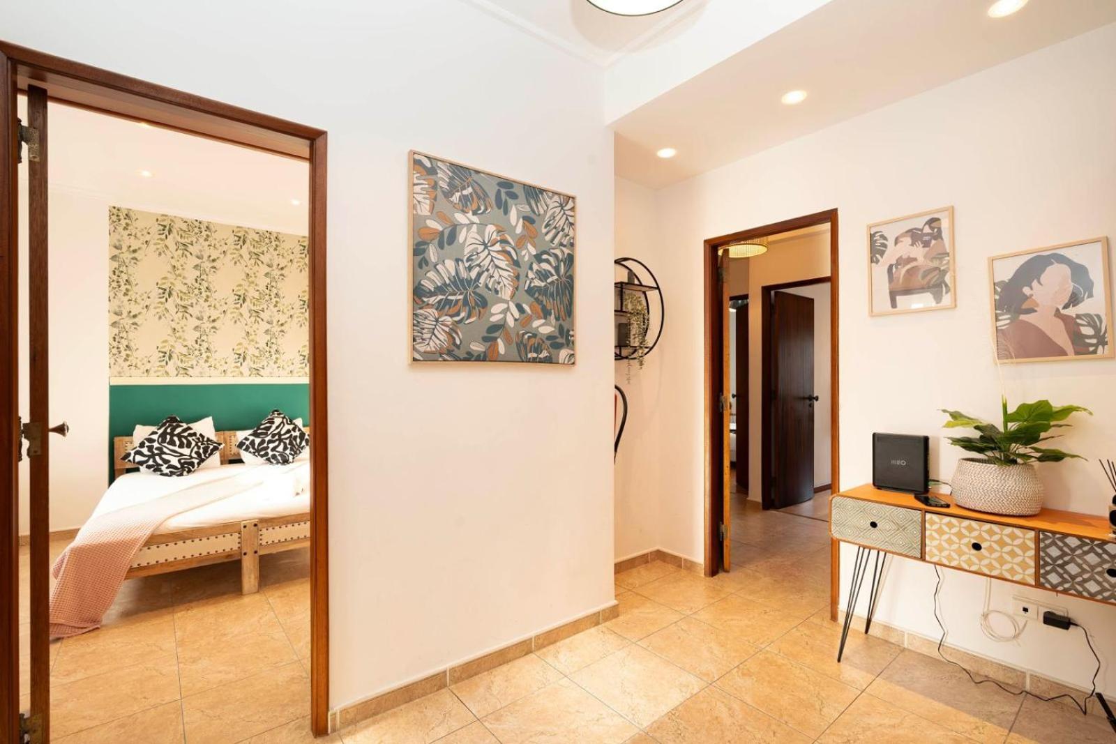 Cozy Apartment In Central Almada W Swing Chairs Eksteriør bilde