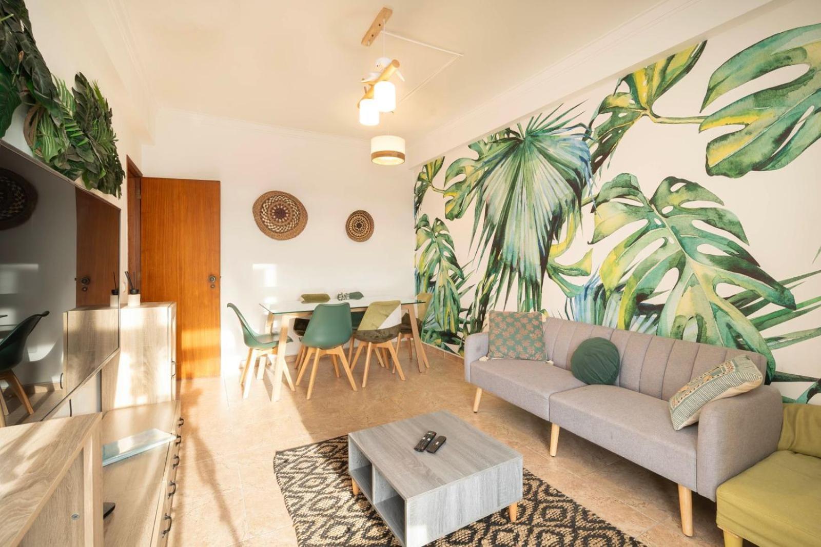 Cozy Apartment In Central Almada W Swing Chairs Eksteriør bilde